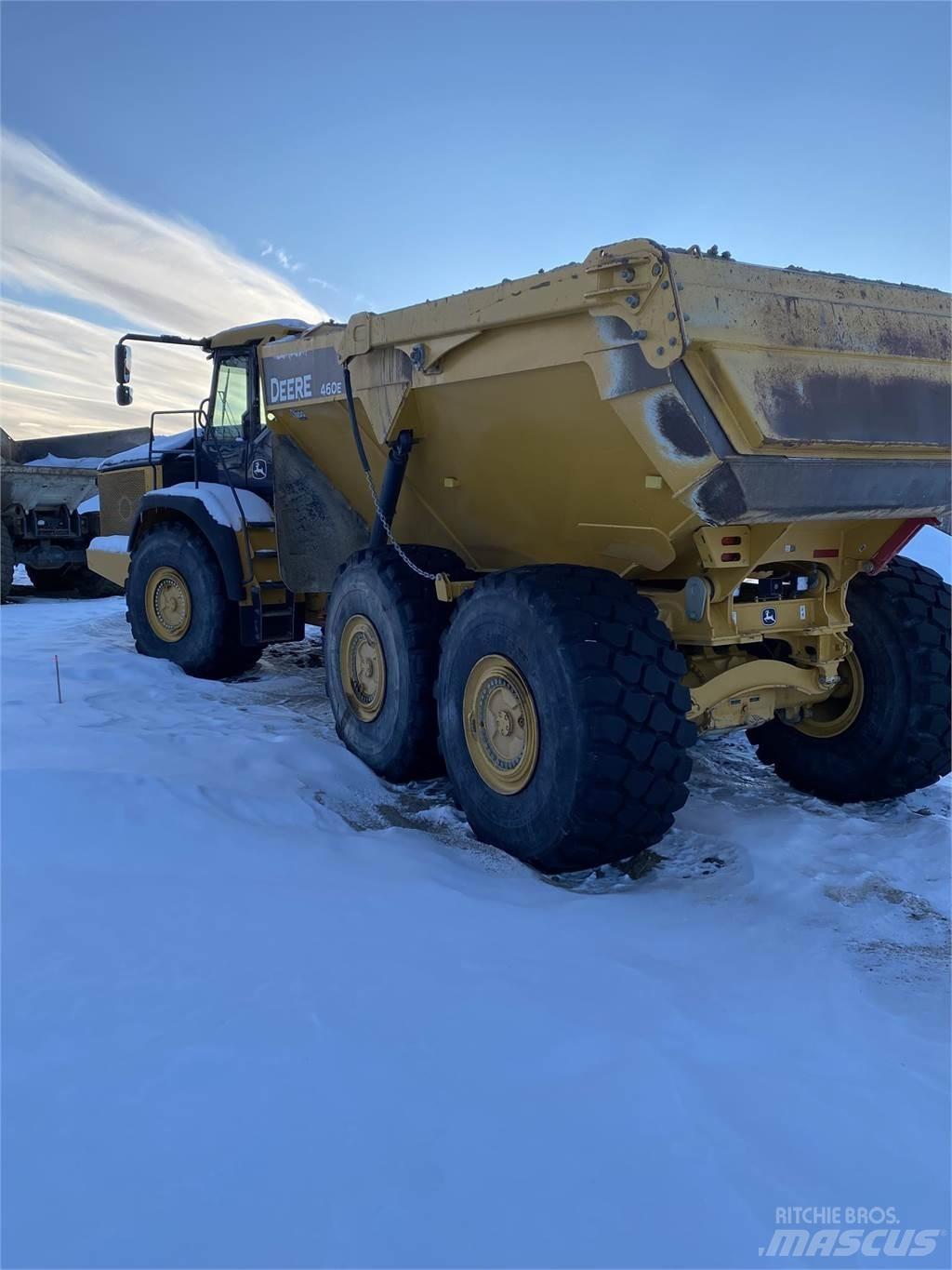 John Deere 460ET Шарнирно-сочленённые самосвалы