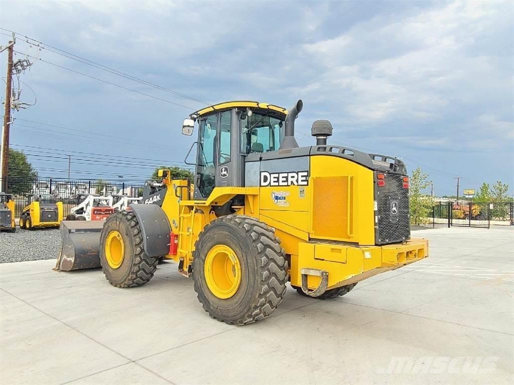 John Deere 644K Фронтальные погрузчики