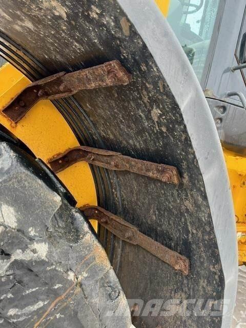 John Deere 644K Фронтальные погрузчики