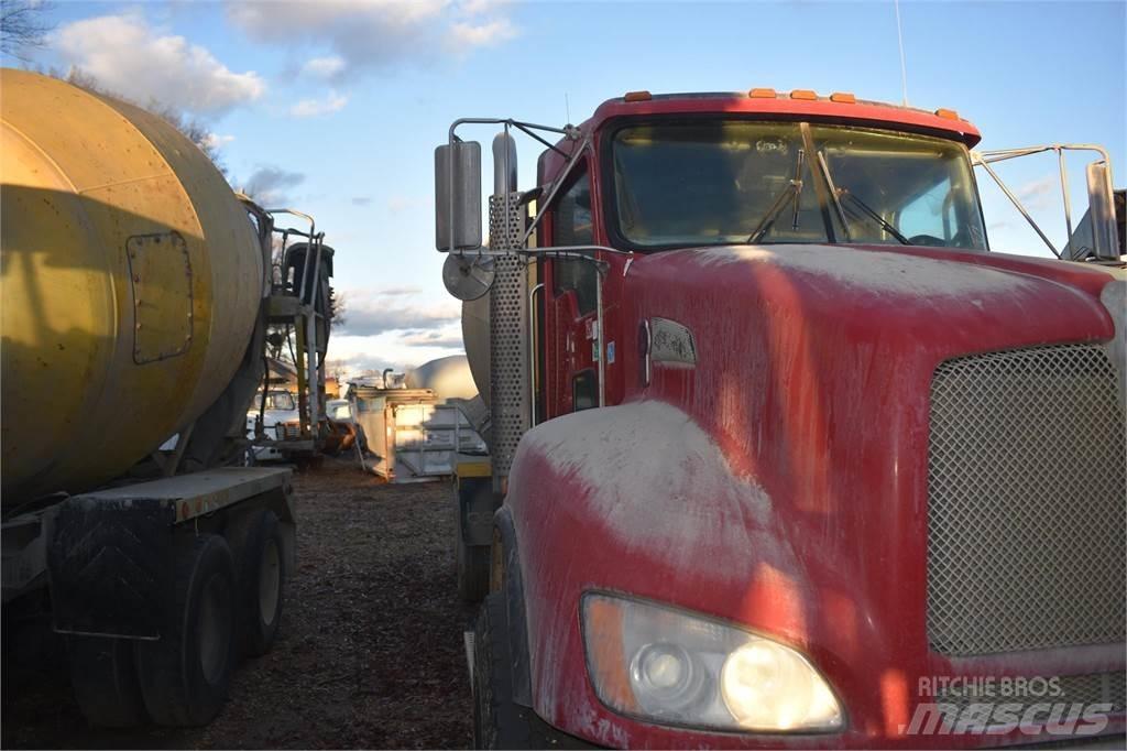 Kenworth T440 Автобетоносмесители