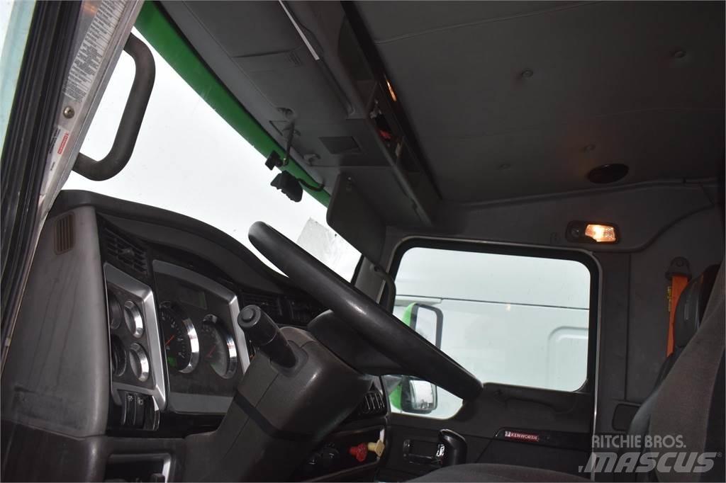 Kenworth T660 Грузовики-Самосвалы