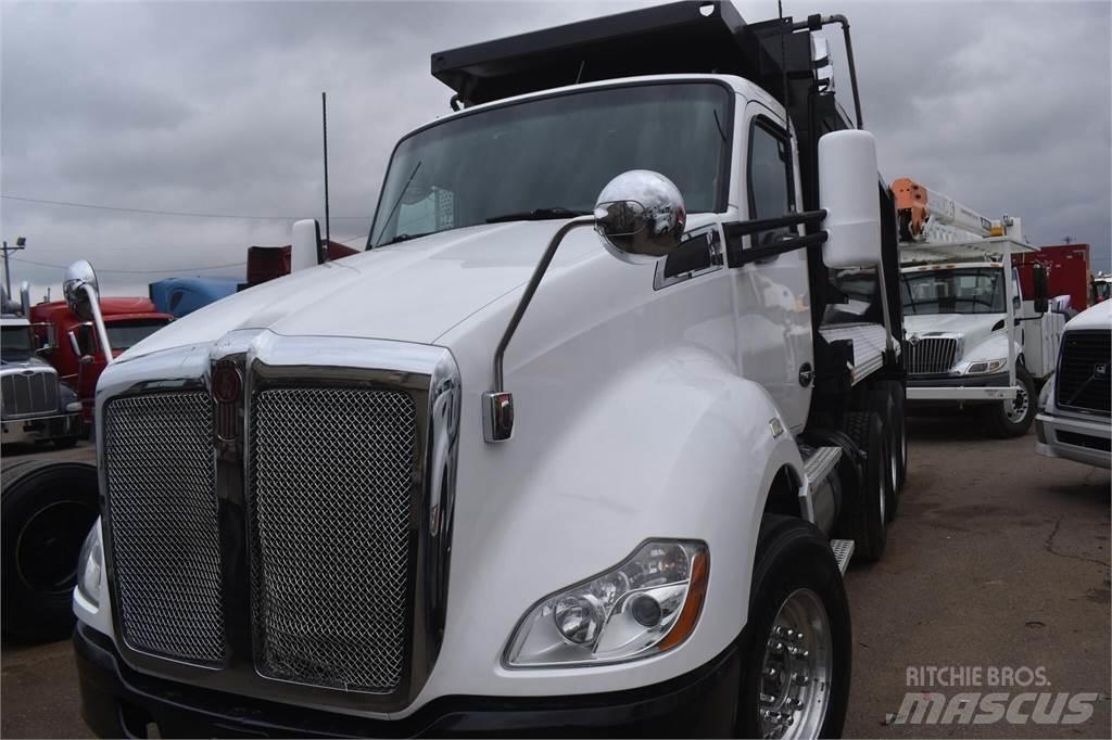 Kenworth T680 Грузовики-Самосвалы