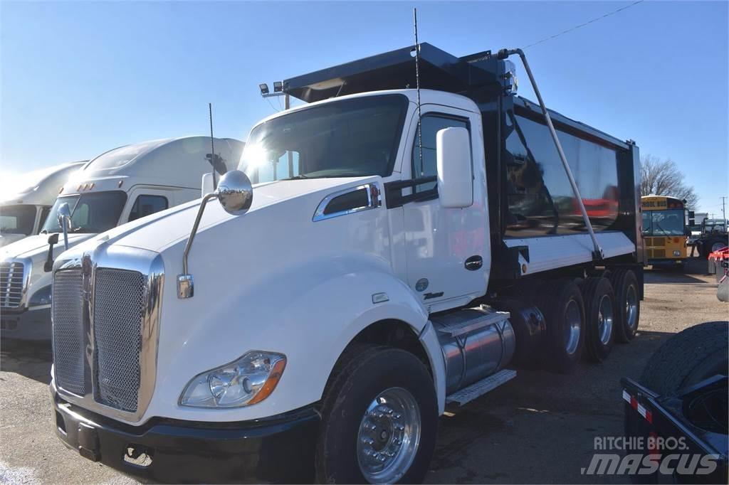 Kenworth T680 Грузовики-Самосвалы