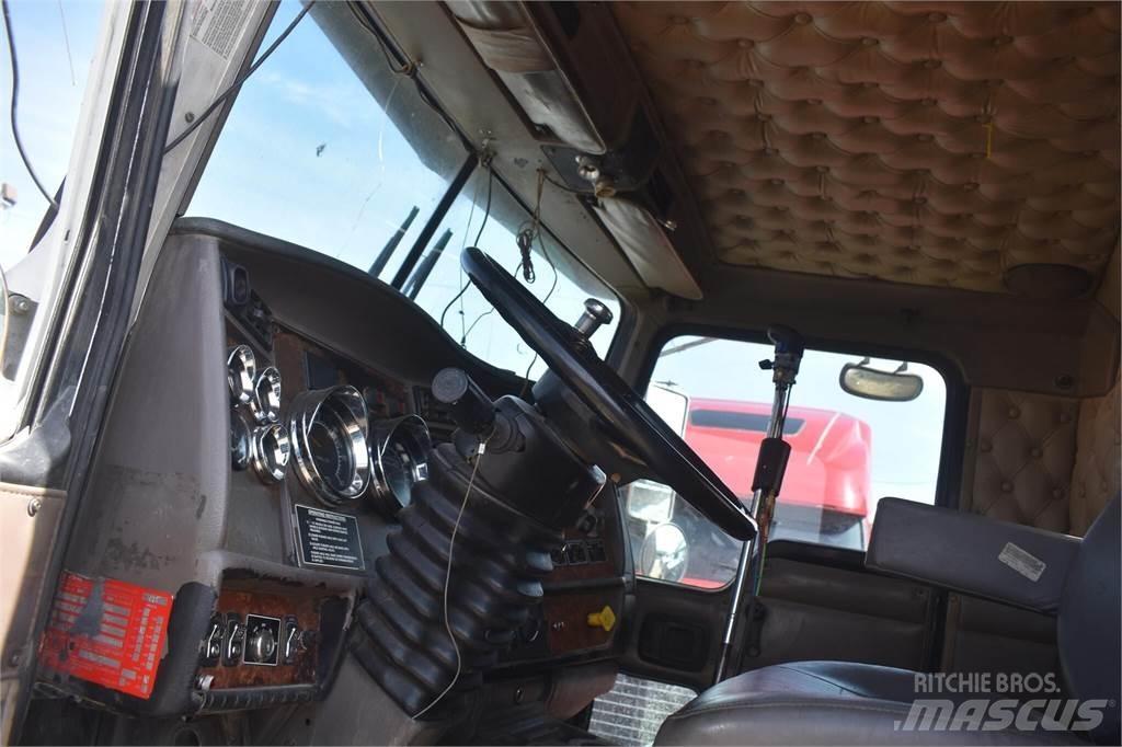 Kenworth T800 Грузовики-Самосвалы