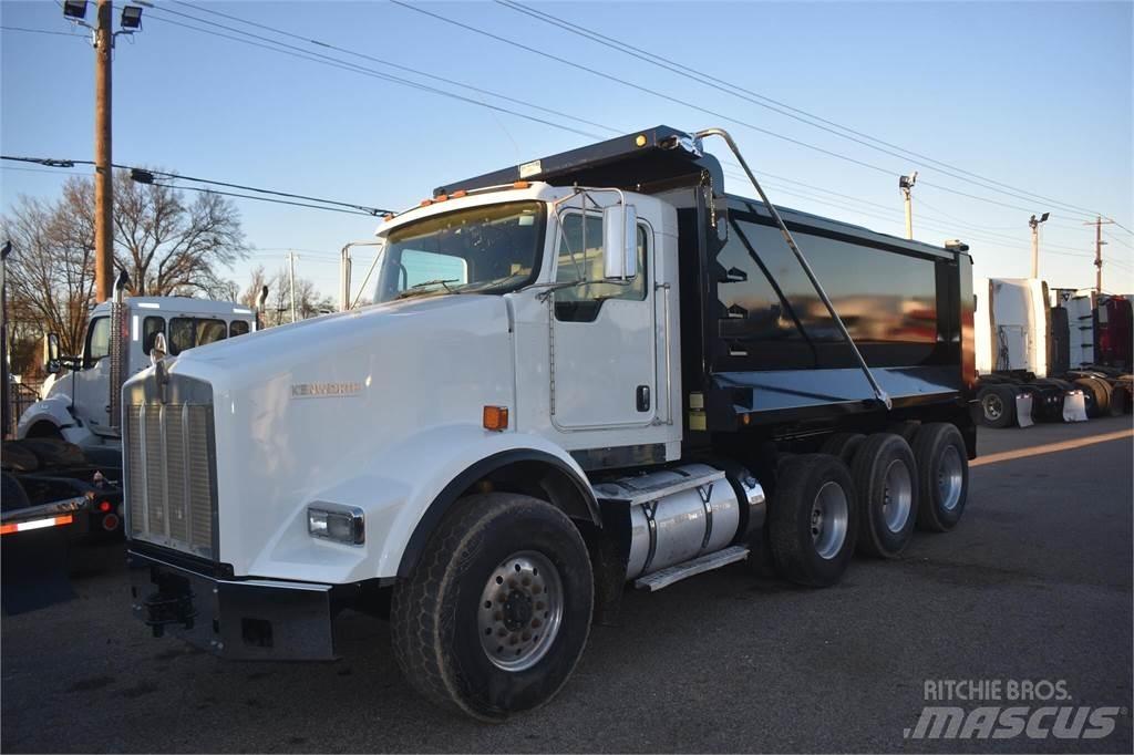 Kenworth T800 Грузовики-Самосвалы