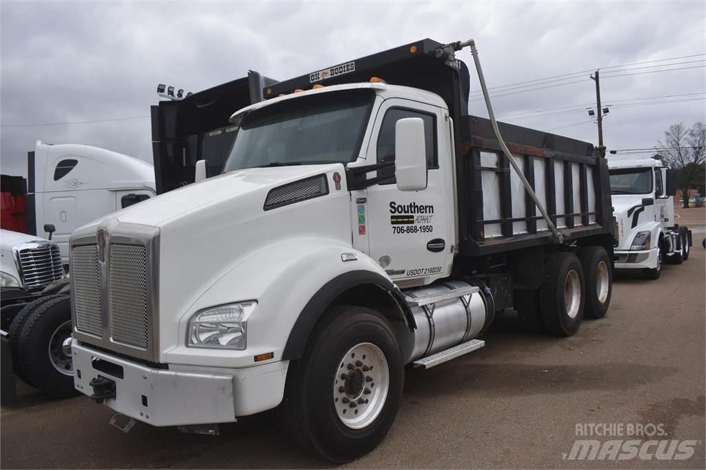 Kenworth T880 Грузовики-Самосвалы