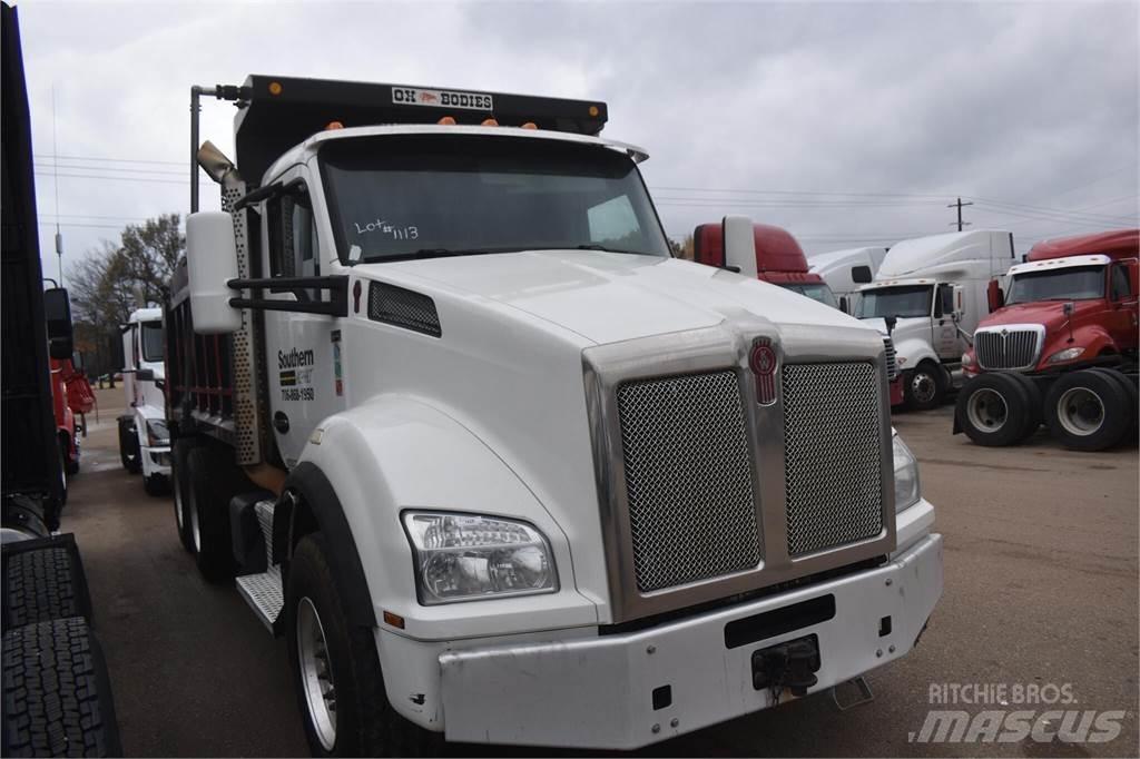 Kenworth T880 Грузовики-Самосвалы