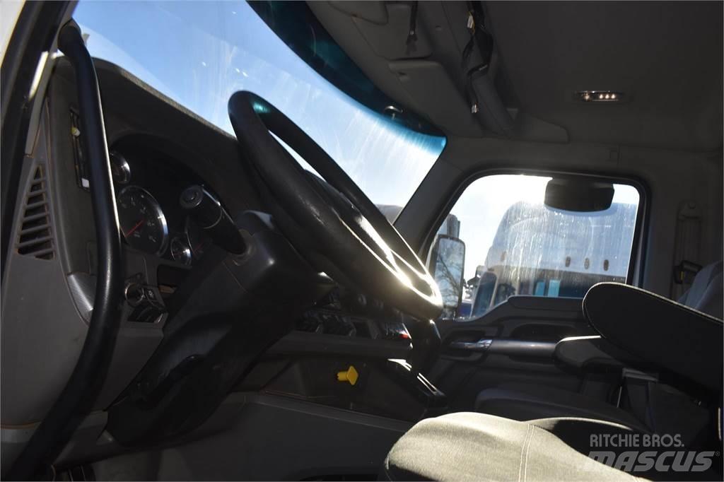 Kenworth T880 Грузовики-Самосвалы
