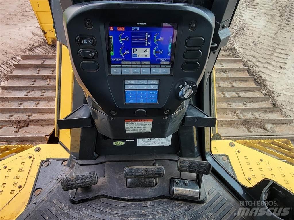 Komatsu D65PX-18 Гусеничные бульдозеры
