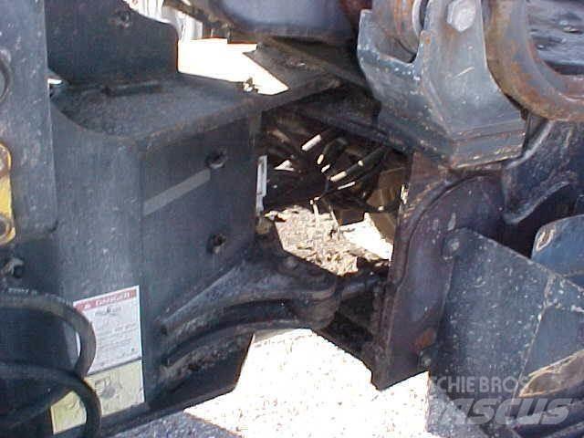 Komatsu WA100 Фронтальные погрузчики
