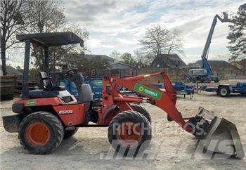 Kubota R520ST Фронтальные погрузчики