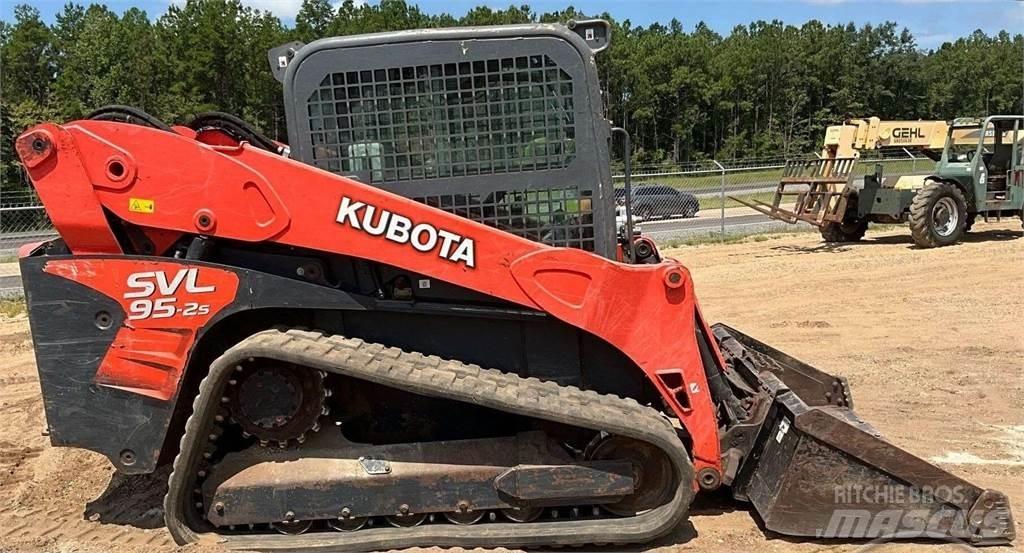 Kubota SVL95-2S Мини-погрузчики