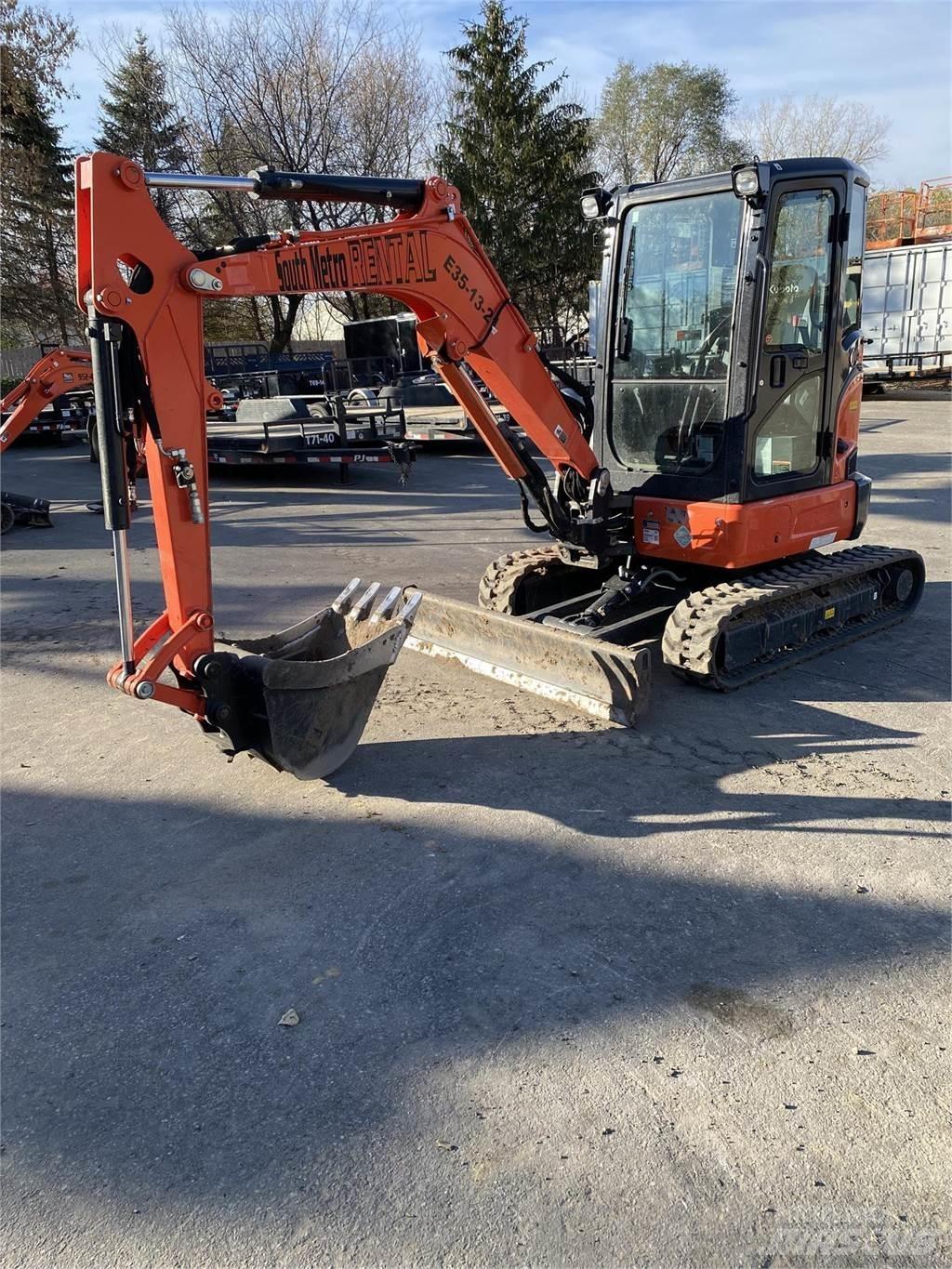 Kubota U35-4 Мини-экскаваторы