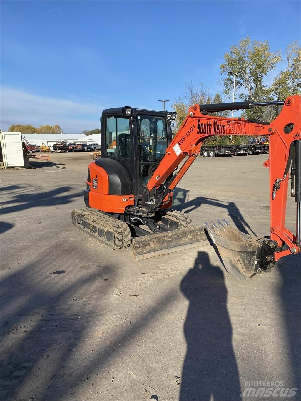 Kubota U35-4 Мини-экскаваторы