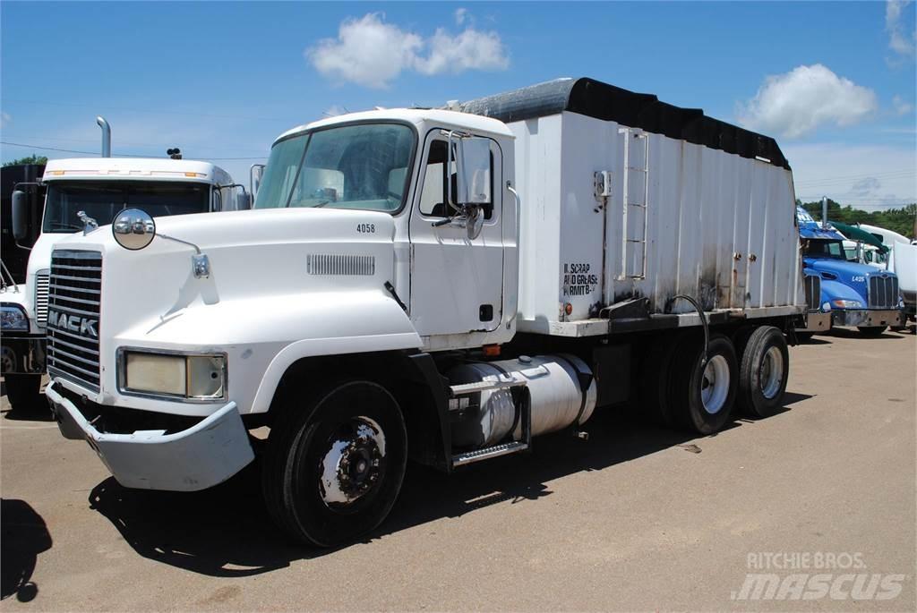Mack CH613 Грузовики-Самосвалы