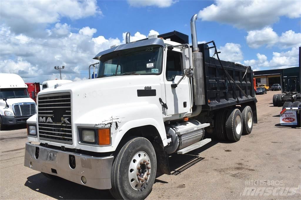 Mack CHN613 Грузовики-Самосвалы
