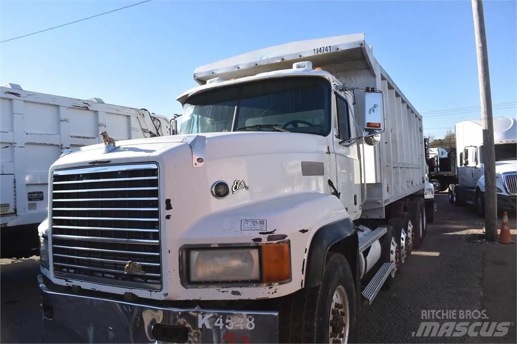 Mack CL713 Грузовики-Самосвалы