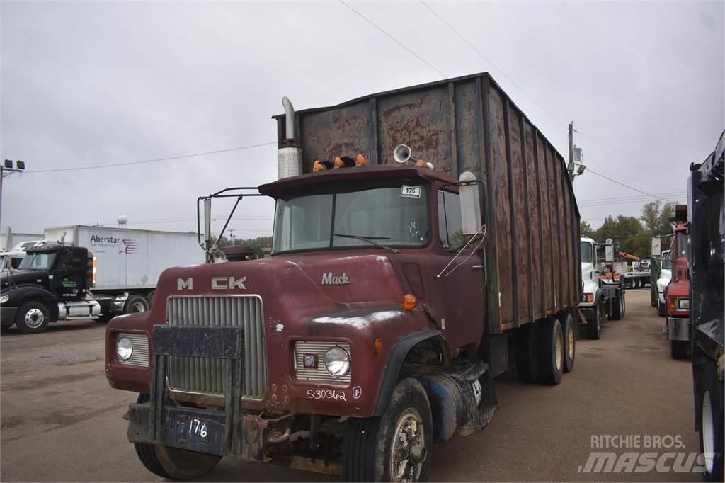 Mack DM685S Автомобильные краны