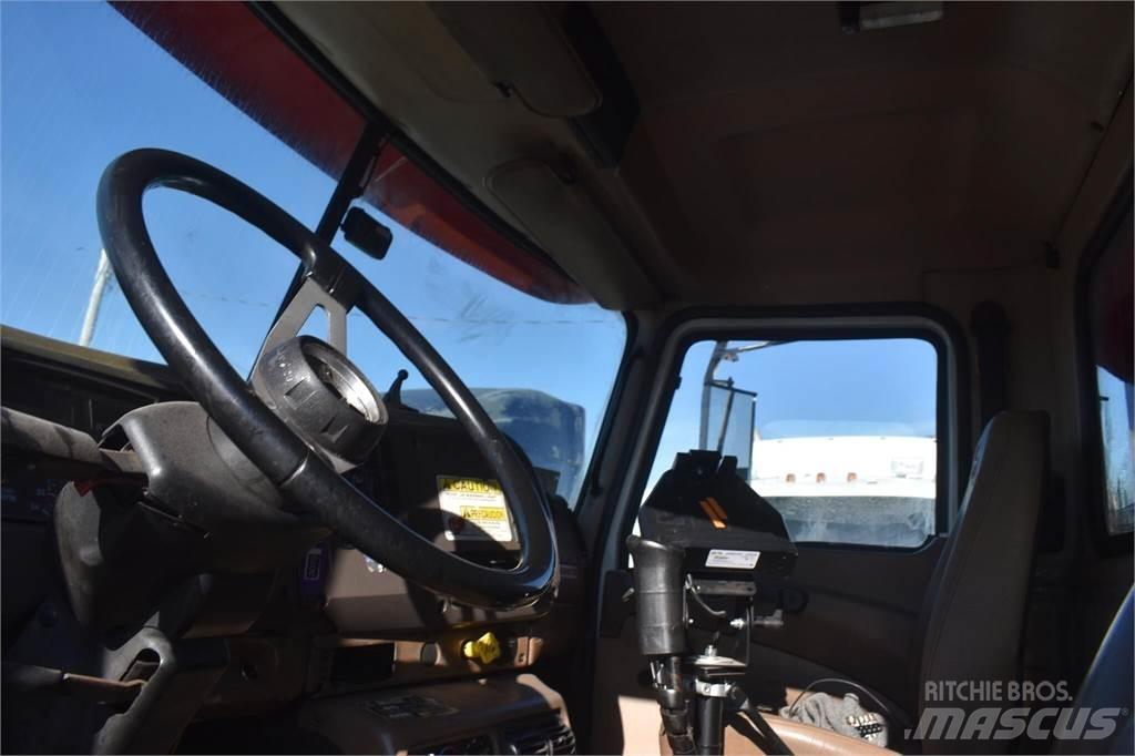 Mack GRANITE CV713 Грузовики-Самосвалы