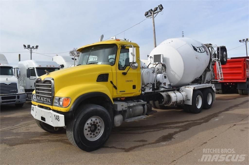 Mack GRANITE CV713 Автобетоносмесители