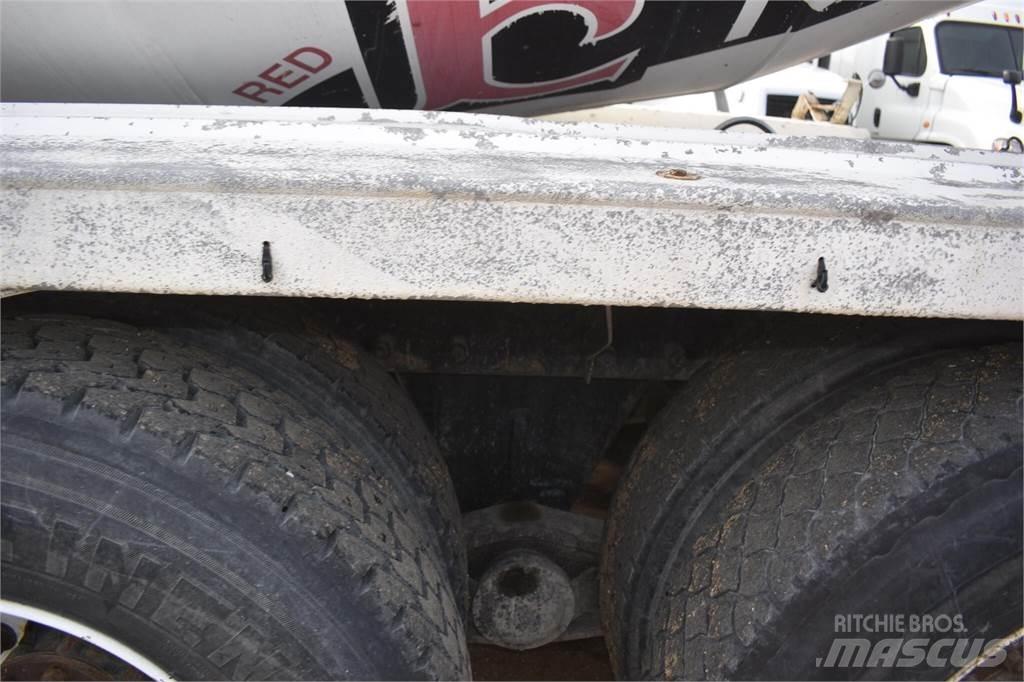 Mack GRANITE CV713 Автобетоносмесители