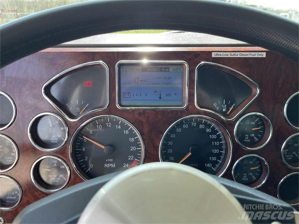 Mack GRANITE GU713 Строительная техника - Другие