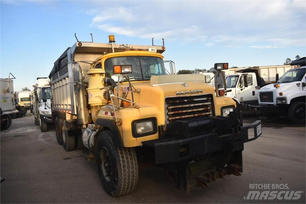 Mack RD688S Грузовики-Самосвалы