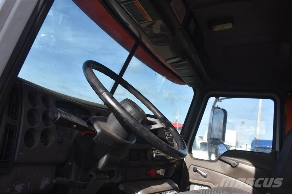Mack VISION CX612 Грузовики-Самосвалы
