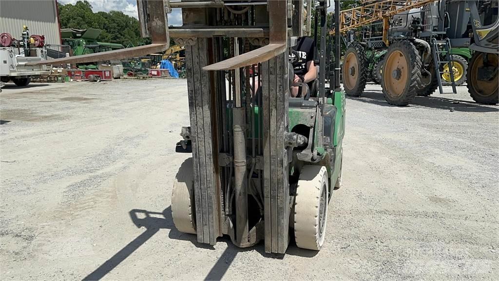 Mitsubishi FG25N Другие складские механизмы