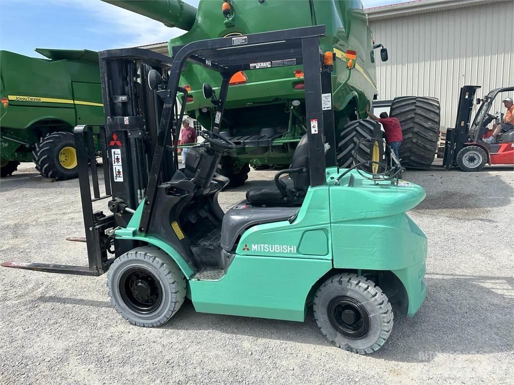Mitsubishi FG25N Другие складские механизмы