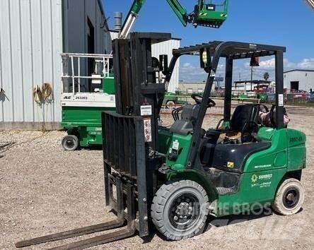 Mitsubishi FG25N Другие складские механизмы