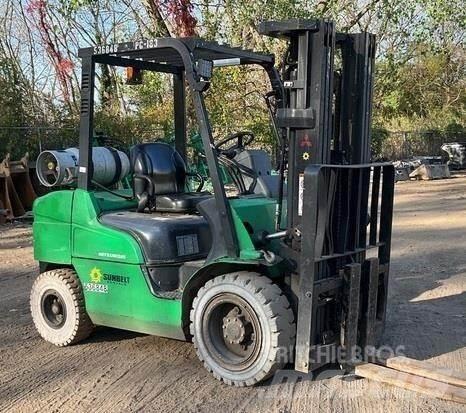 Mitsubishi FG30N Другие складские механизмы