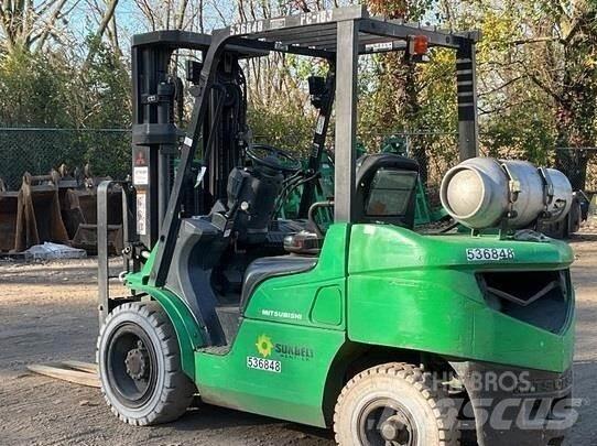 Mitsubishi FG30N Другие складские механизмы