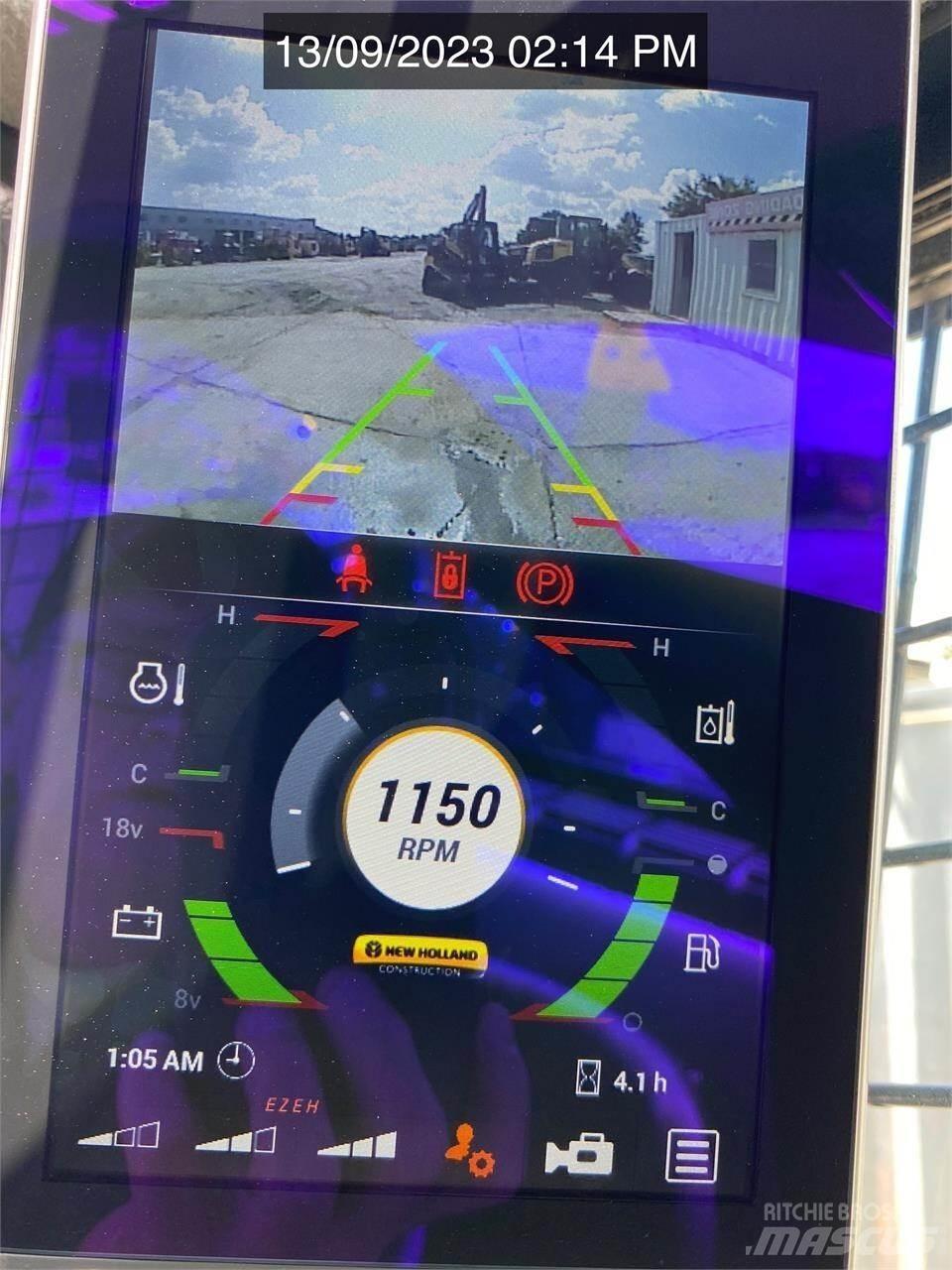 New Holland C332 Мини-погрузчики