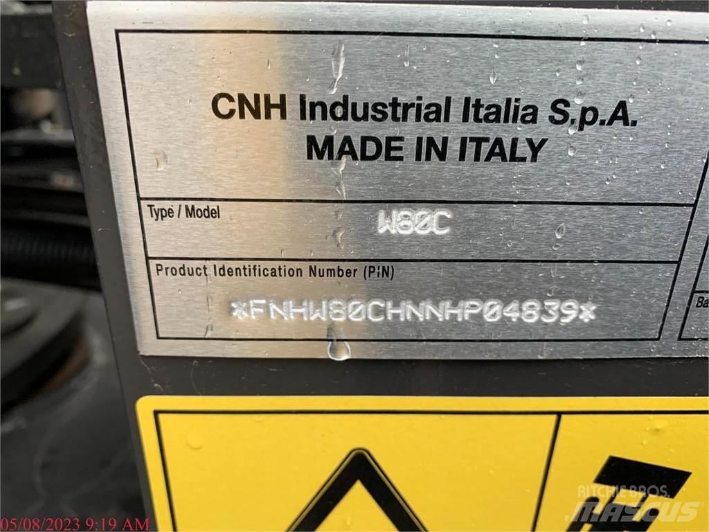 New Holland W80C Фронтальные погрузчики