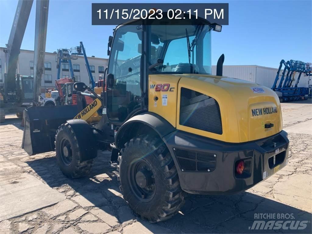 New Holland W80C Фронтальные погрузчики