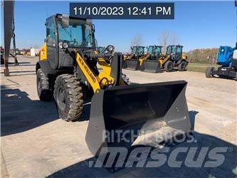 New Holland W80C Фронтальные погрузчики