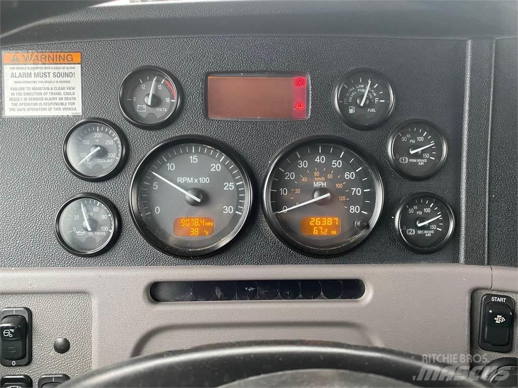 Peterbilt 367 Строительная техника - Другие