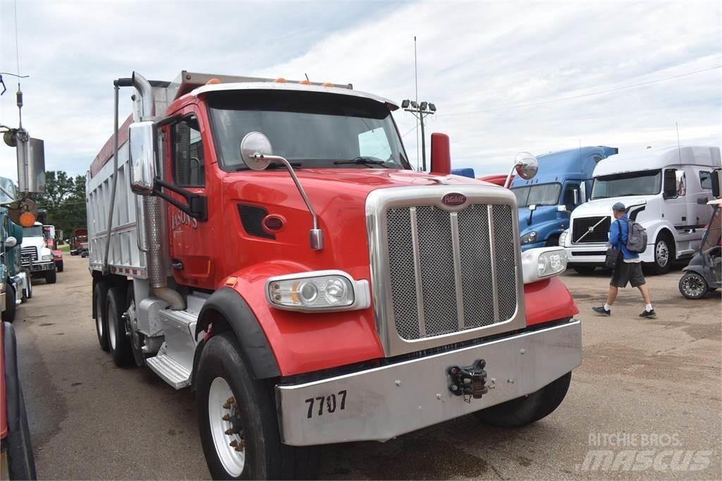 Peterbilt 567 Грузовики-Самосвалы