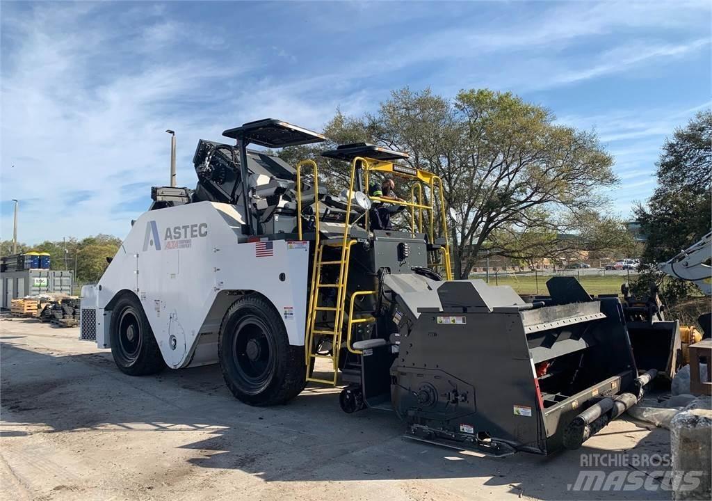 Roadtec SB3000 Машины для перевозки материалов