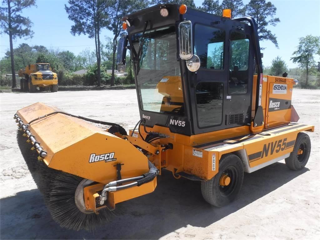 Rosco NV55 Вакуумные уборочные машины