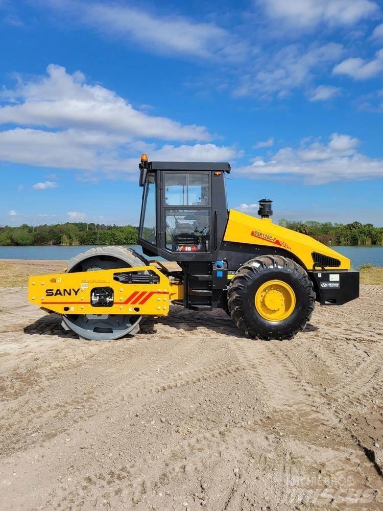 Sany SSR120C-8 Катки тротуарные