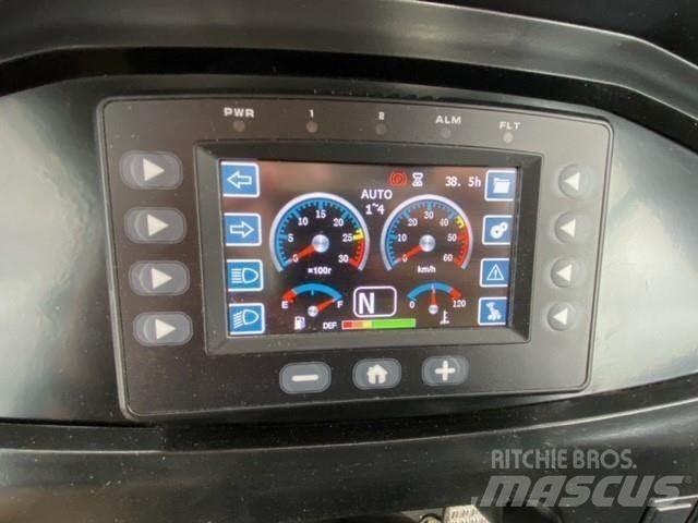 Sany SW405K Фронтальные погрузчики