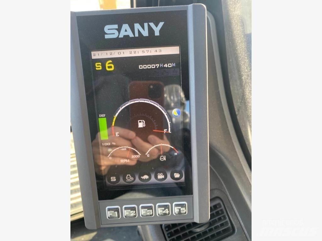 Sany SY215C LC Гусеничные экскаваторы