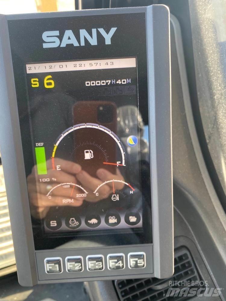 Sany SY225C Гусеничные экскаваторы