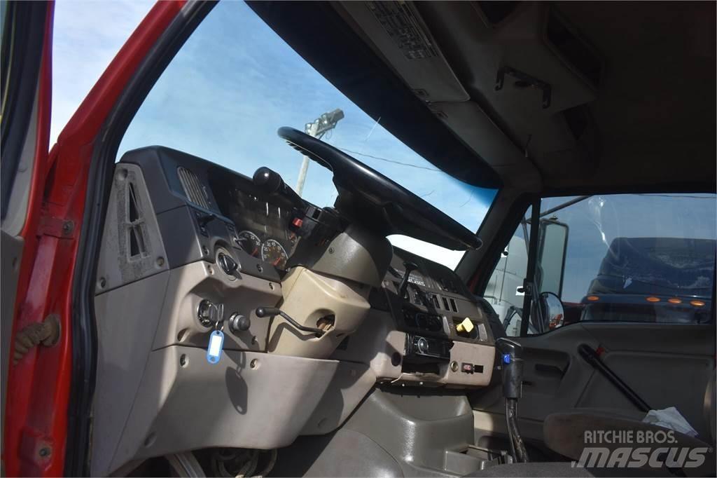 Sterling L9500 Грузовики-Самосвалы