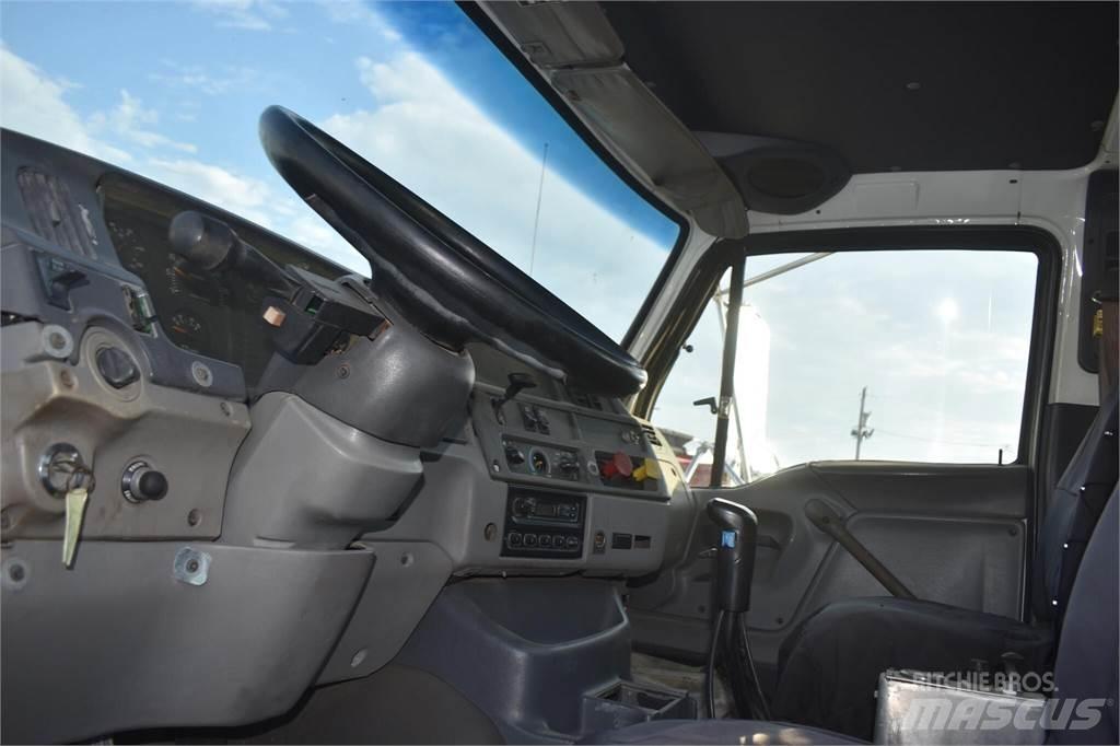 Sterling LT9500 Автомобильные краны