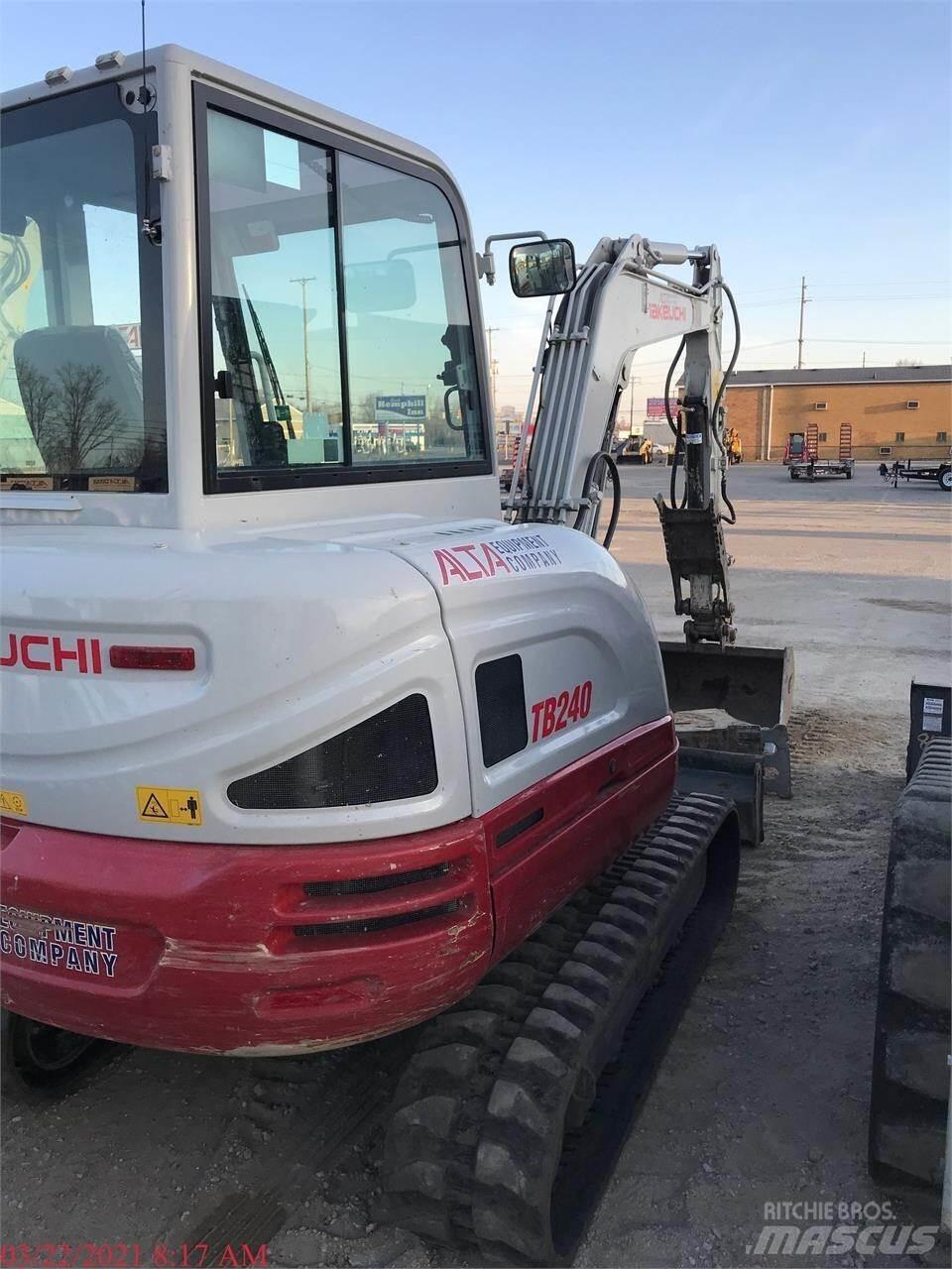 Takeuchi TB240 Мини-экскаваторы
