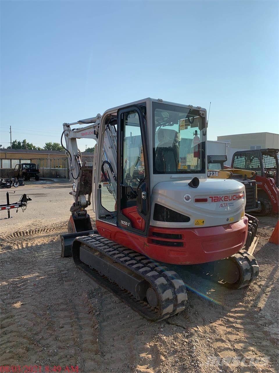 Takeuchi TB250-2 Мини-экскаваторы