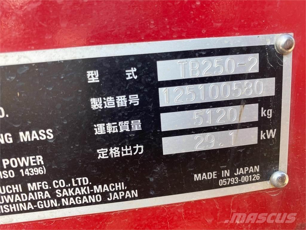 Takeuchi TB250-2 Мини-экскаваторы